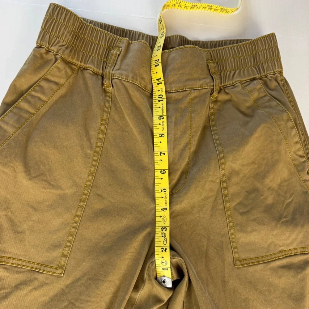 Cabi 5693 Women Tan Brown Utility Cropped Trousers Pants Size 4 Relaxed Fit